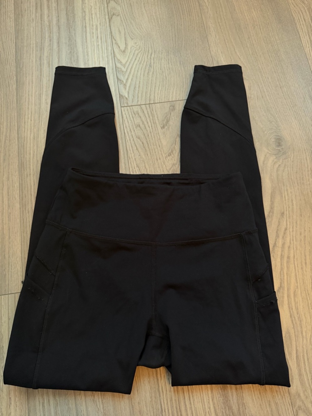 Gottex Studio Black High-Waisted Athletic Leggings with Side Pockets - Small